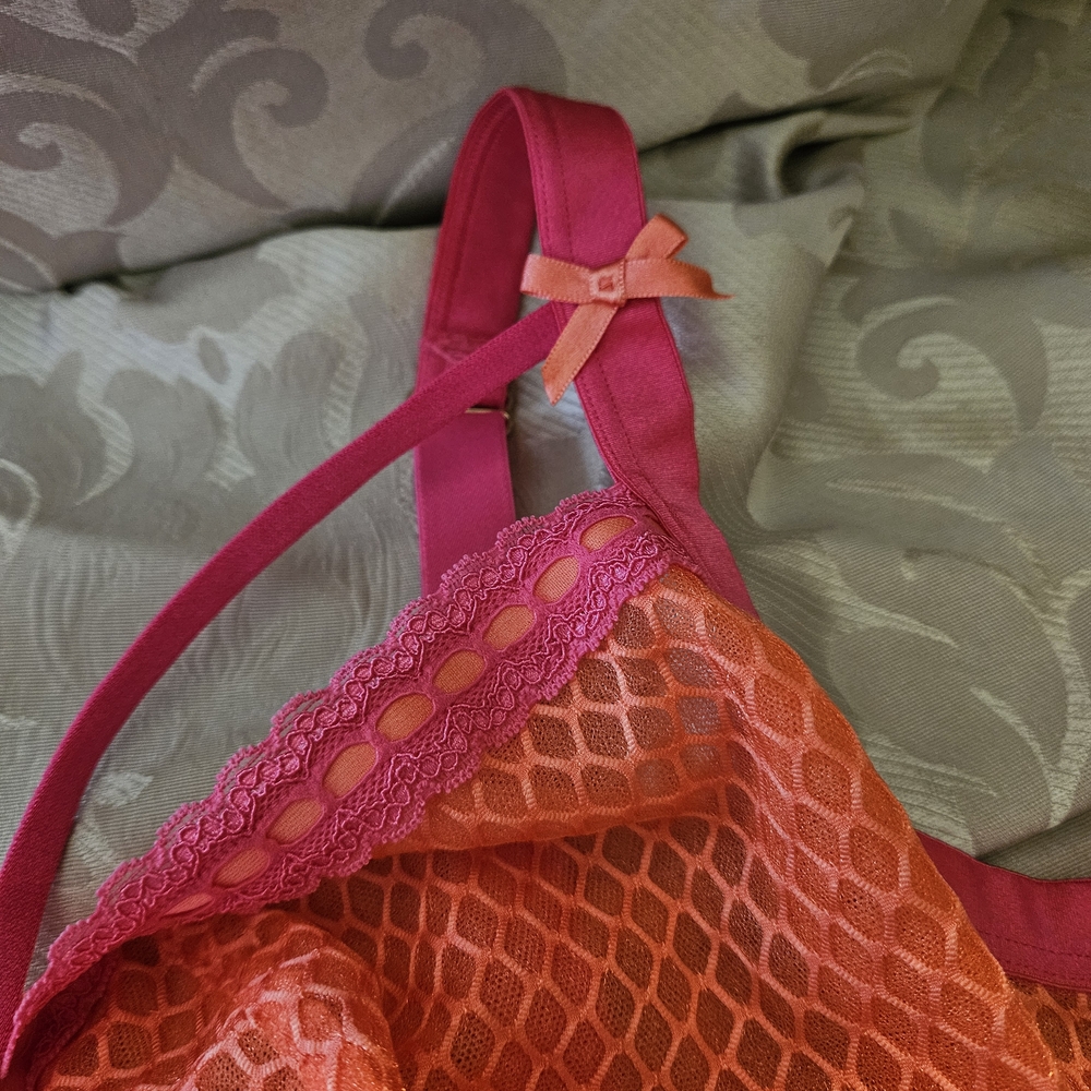 Cacique Pink and Orange Lace Bra - Picture 5 of 6